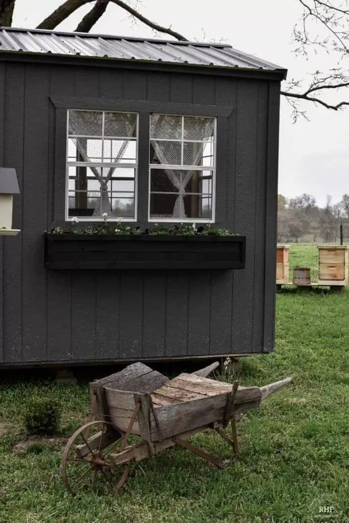 simple window box diy