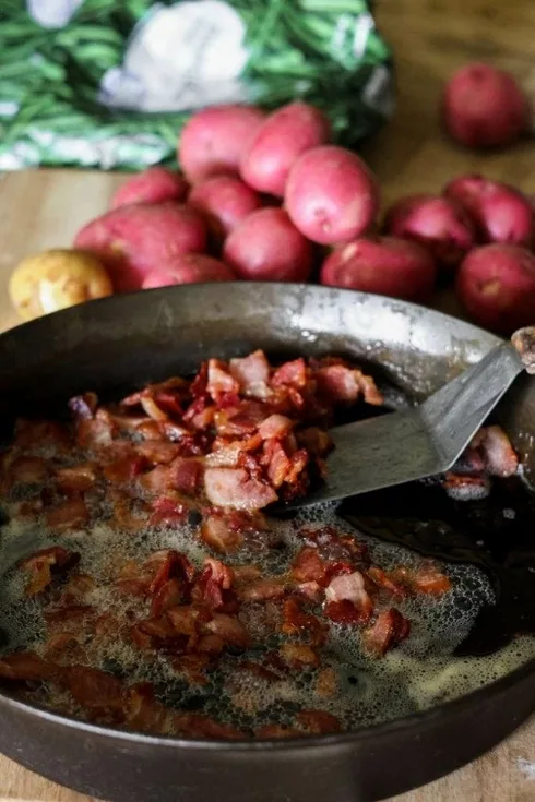 Cooking bacon in a cast iron skillet